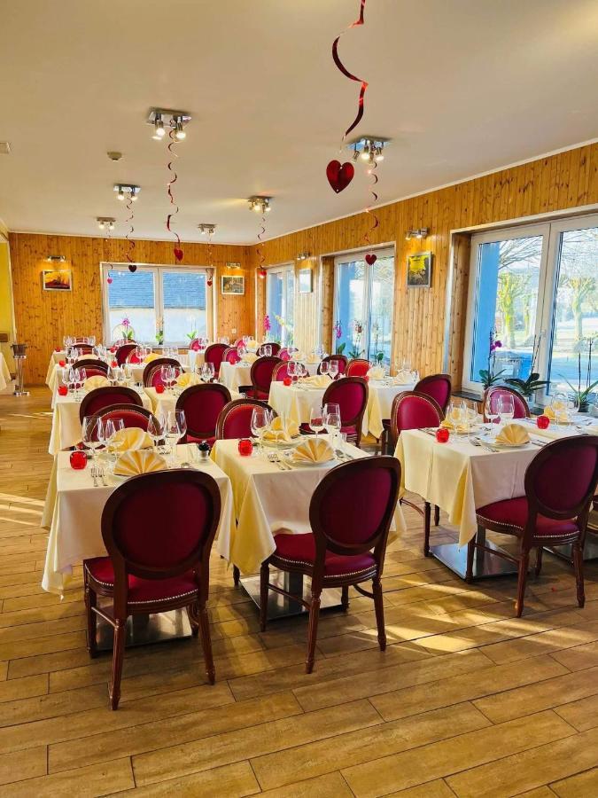 Hotel Aux Beaux Rivages En Gaume Lacuisine ภายนอก รูปภาพ